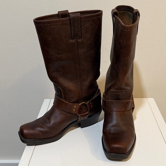 Cabela's Women's Brown Leather Harness Boots size 7.5 - Picture 1 of 12